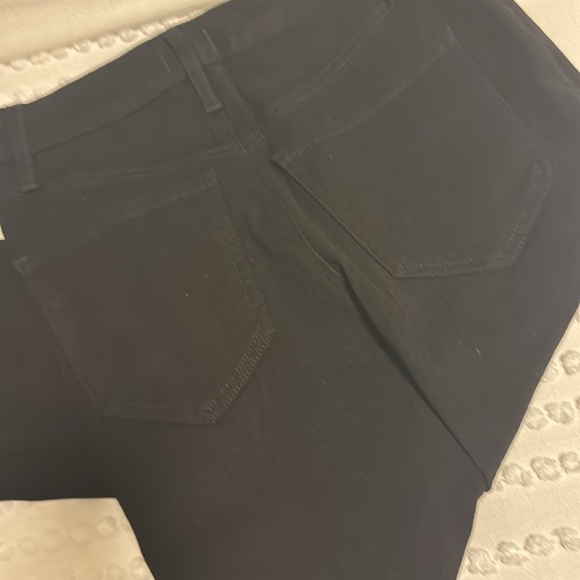 NWT Expresss cropped flares in black with raw hem - Picture 3 of 4